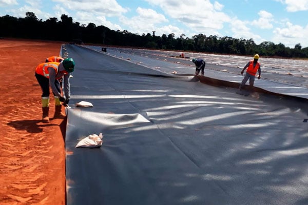 pond-liner-installation